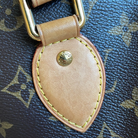 Louis Vuitton Palermo MM Monogram Canvas - Picture 7 of 13